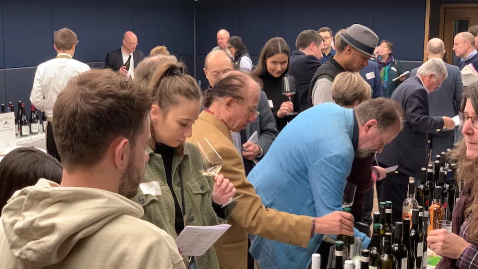 London walkaround tasting swisswine - Eudis Consult